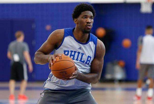 孙颖莎战胜米特兰姆，王楚钦不敌弗朗西斯卡，被对方反手限制