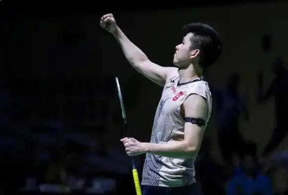 中超：上海海港主场3-2战胜长春亚泰