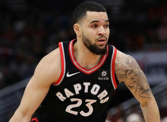 她兴奋地表 她兴奋地表