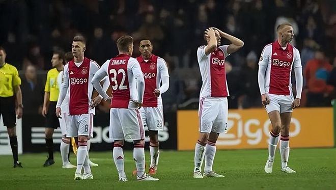 强赛中脱颖 强赛中脱颖